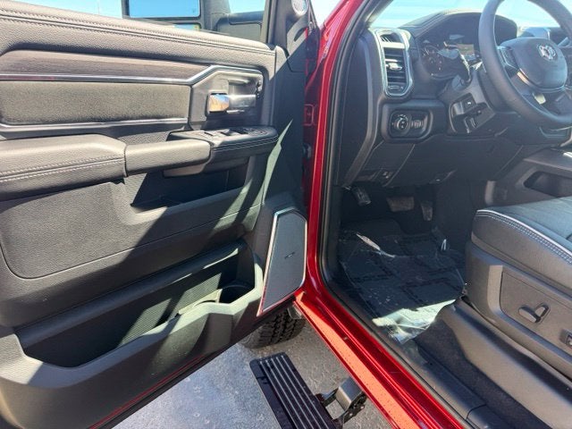 2027 RAM 2500 RAM 2500 LARAMIE CREW CAB 4X4 6'4' BOX