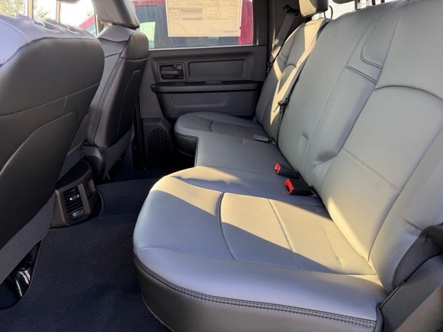 2026 RAM 3500 RAM 3500 TRADESMAN CREW CAB 4X4 8' BOX