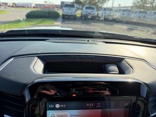 2026 RAM 3500 RAM 3500 TRADESMAN CREW CAB 4X4 8' BOX