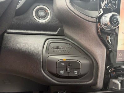 2026 RAM 3500 RAM 3500 TRADESMAN CREW CAB 4X4 8' BOX