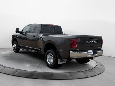 2026 RAM 3500 RAM 3500 TRADESMAN CREW CAB 4X4 8' BOX