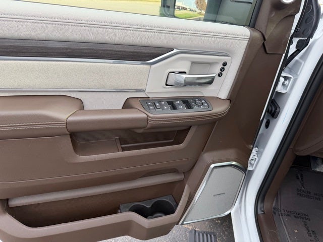 2026 RAM 3500 RAM 3500 LARAMIE CREW CAB 4X4 8' BOX