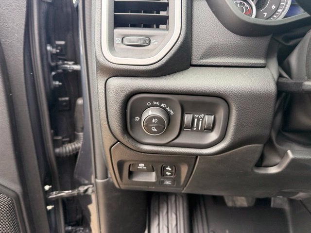 2027 RAM 1500 RAM 1500 BIG HORN CREW CAB 4X4 5'7' BOX