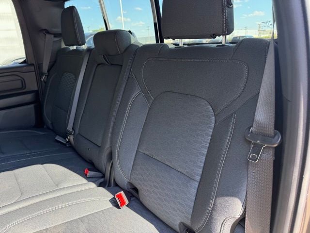 2026 RAM 1500 RAM 1500 EXPRESS CREW CAB 4X4 5'7' BOX