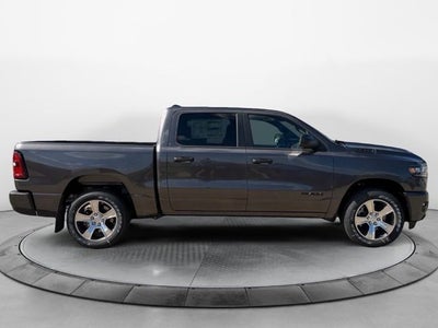 2026 RAM 1500 RAM 1500 EXPRESS CREW CAB 4X4 5'7' BOX
