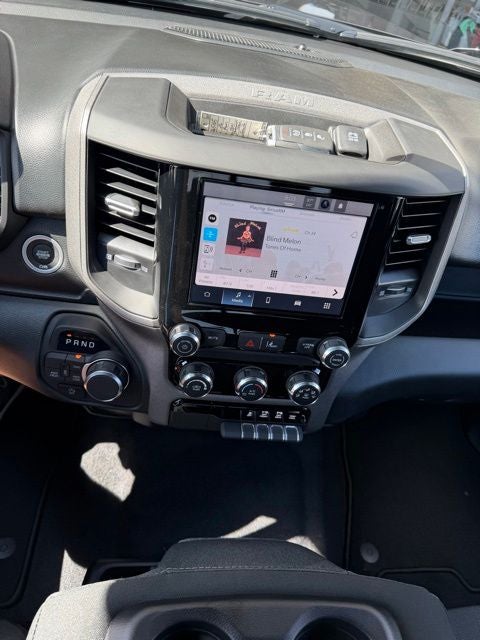 2026 RAM 1500 RAM 1500 EXPRESS CREW CAB 4X4 5'7' BOX