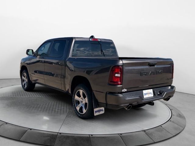 2026 RAM 1500 RAM 1500 EXPRESS CREW CAB 4X4 5'7' BOX