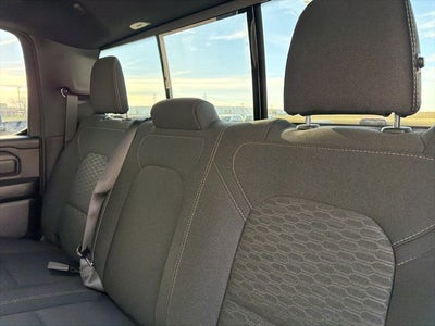 2026 RAM 1500 RAM 1500 EXPRESS CREW CAB 4X4 5'7' BOX