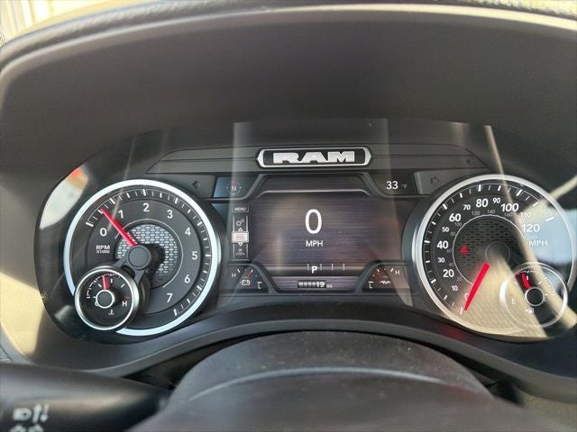 2026 RAM 1500 RAM 1500 EXPRESS CREW CAB 4X4 5'7' BOX