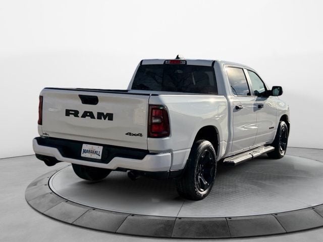 2026 RAM 1500 RAM 1500 EXPRESS CREW CAB 4X4 5'7' BOX