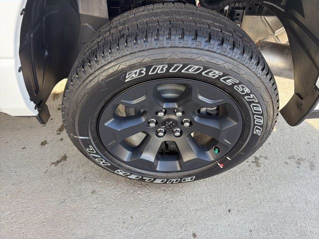 2026 RAM 1500 RAM 1500 EXPRESS CREW CAB 4X4 5'7' BOX