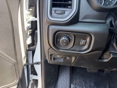 2026 RAM 1500 RAM 1500 WARLOCK CREW CAB 4X4 5'7' BOX