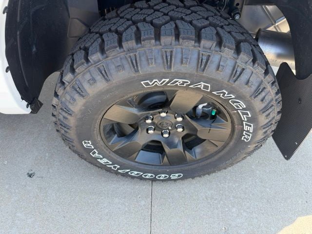 2026 RAM 1500 RAM 1500 WARLOCK CREW CAB 4X4 5'7' BOX