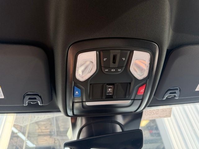 2026 RAM 2500 RAM 2500 BLACK EXPRESS CREW CAB 4X4 6'4' BOX