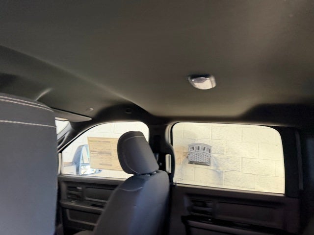 2026 RAM 2500 RAM 2500 TRADESMAN CREW CAB 4X4 6'4' BOX