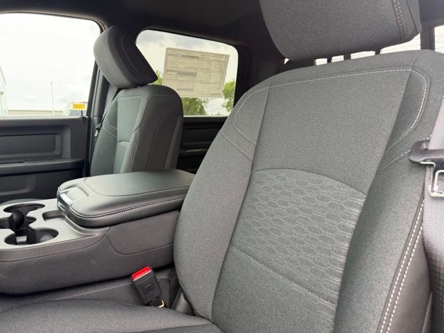 2026 RAM 2500 RAM 2500 WARLOCK CREW CAB 4X4 6'4' BOX