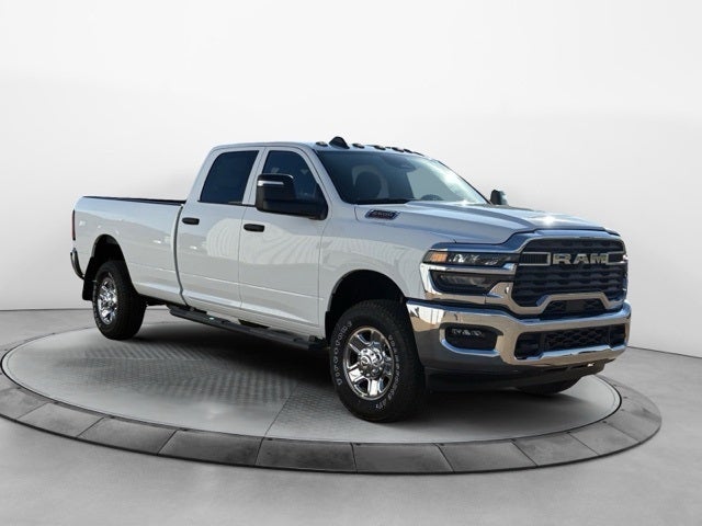 2026 RAM 2500 RAM 2500 TRADESMAN CREW CAB 4X4 8' BOX