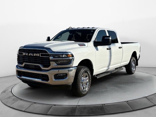 2026 RAM 2500 RAM 2500 TRADESMAN CREW CAB 4X4 8' BOX