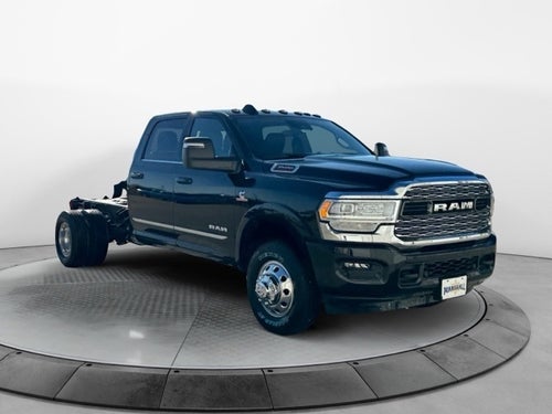 2024 RAM 3500 RAM 3500 LIMITED CREW CAB CHASSIS 4X4 60' CA